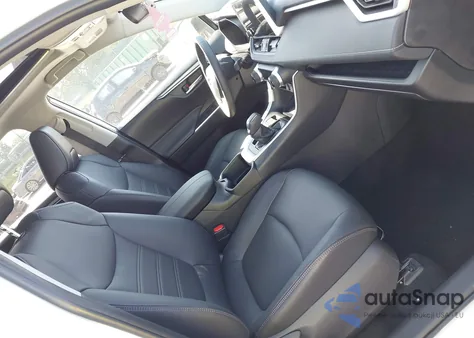 2024 Toyota Rav4 Xle Premium from USA, damaged, VIN 2T3A1RFVXRW480890